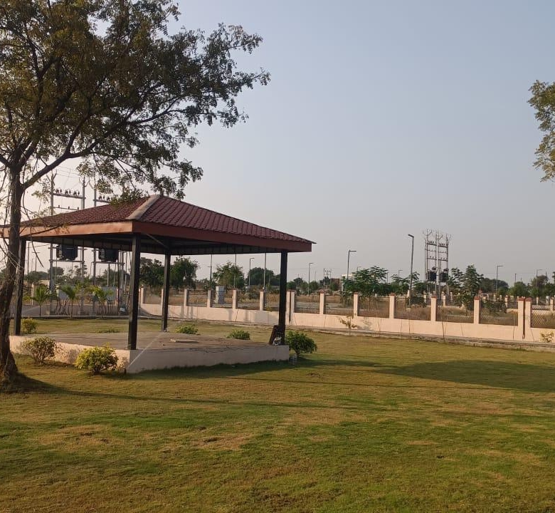 plot in wardha road